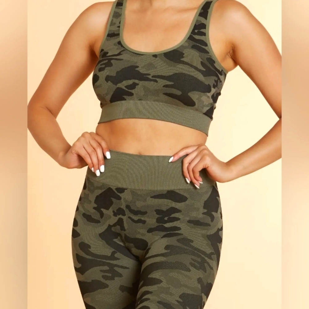 Plus Size Camo Print 2 Piece Racerback Top and Legging Set-Size 2X/3X